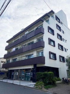 三鷹コーポラス