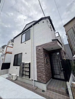 Ｈｉｓａｔａｋａ　Ｌｕｎａ